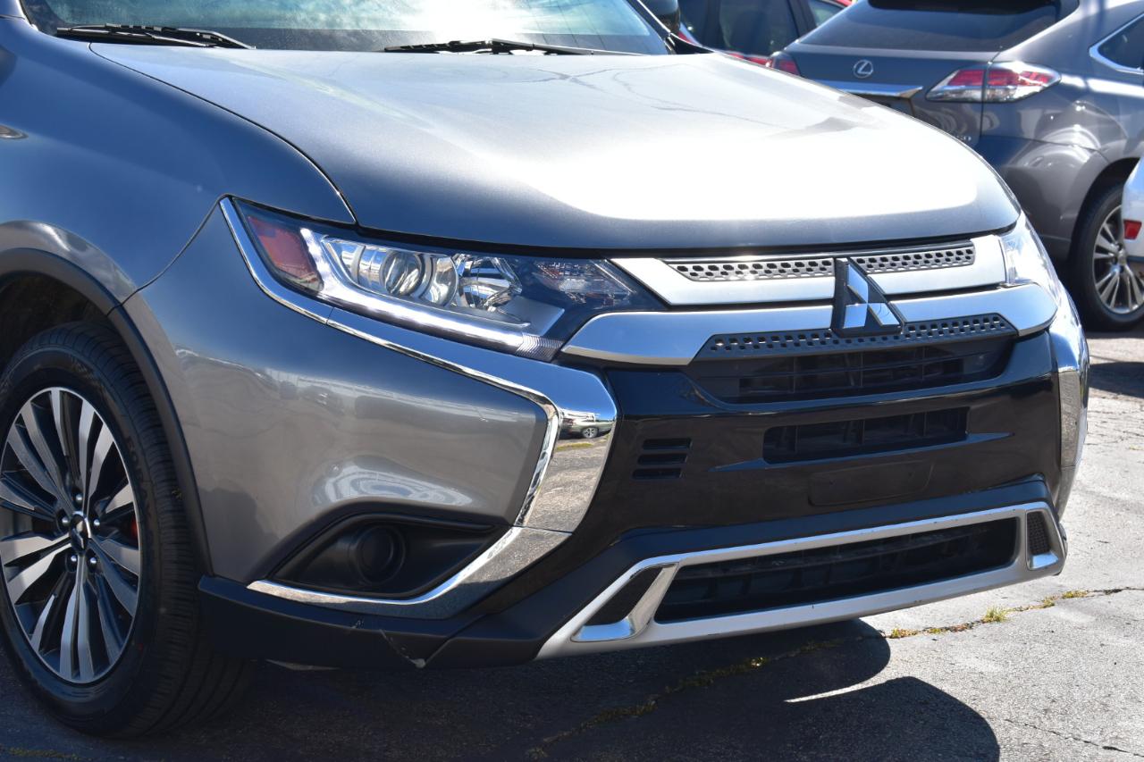 Mitsubishi Outlander SEL AWD 2020