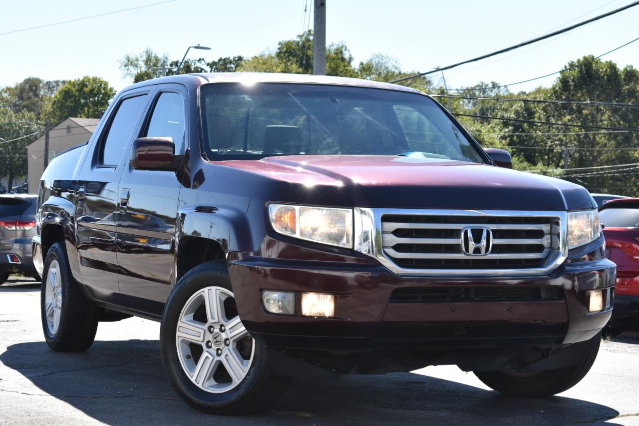 Honda Ridgeline RTL w/ Leather and Navigation 2012