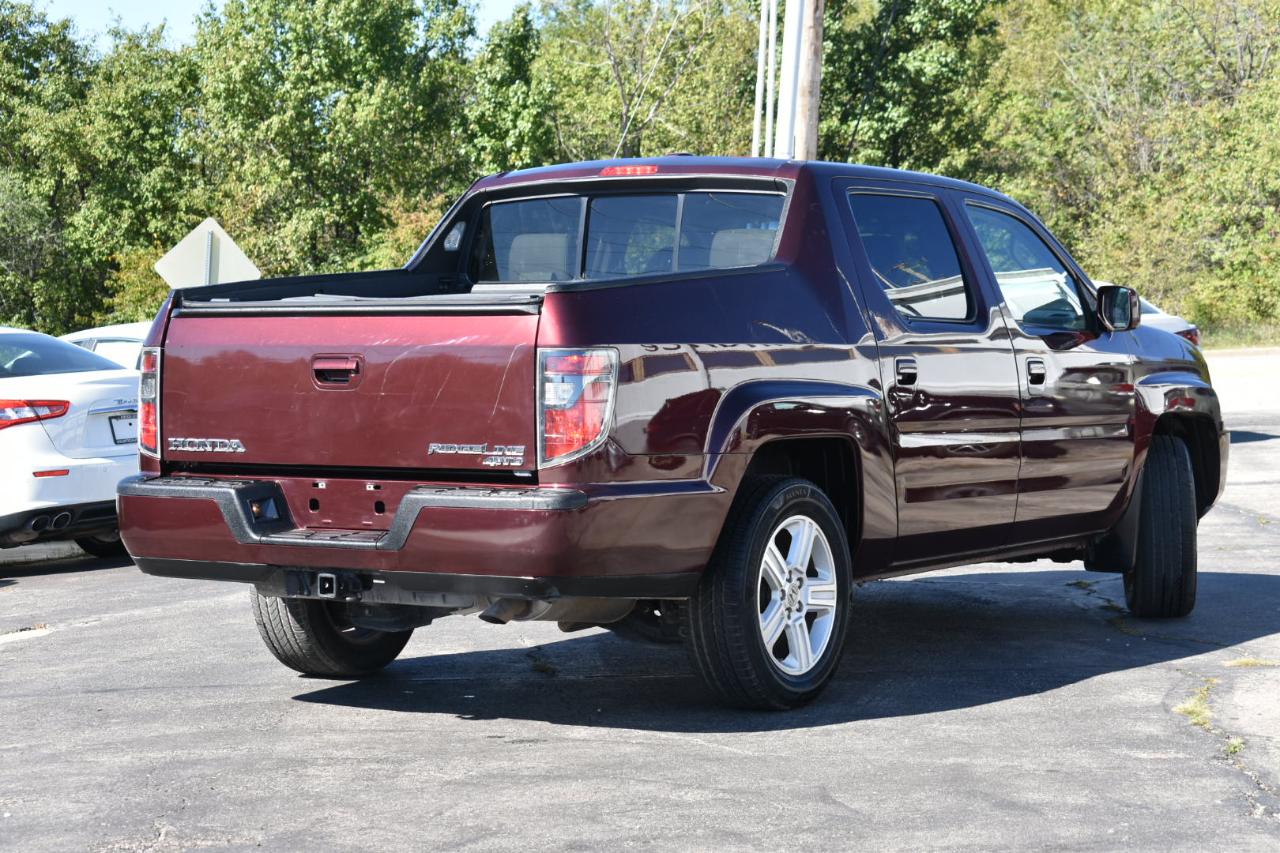 Honda Ridgeline RTL w/ Leather and Navigation 2012