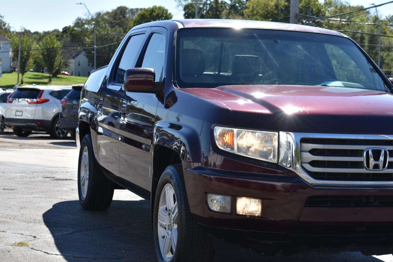 Honda Ridgeline RTL w/ Leather and Navigation 2012