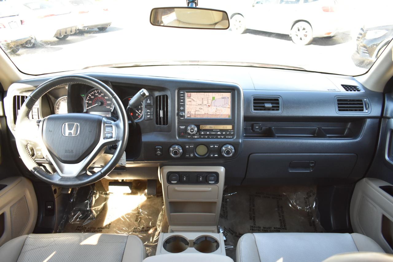 Honda Ridgeline RTL w/ Leather and Navigation 2012