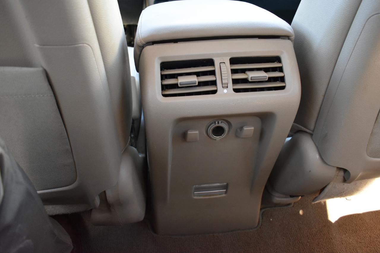 Honda Ridgeline RTL w/ Leather and Navigation 2012