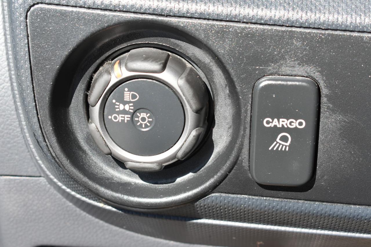 Honda Ridgeline RTL w/ Leather and Navigation 2012