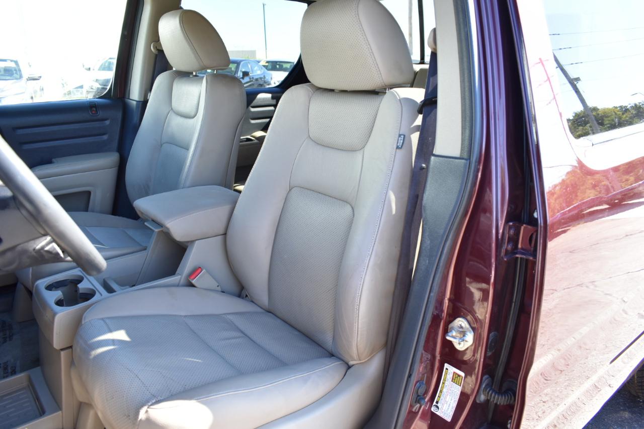 Honda Ridgeline RTL w/ Leather and Navigation 2012
