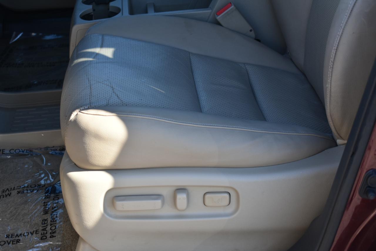 Honda Ridgeline RTL w/ Leather and Navigation 2012