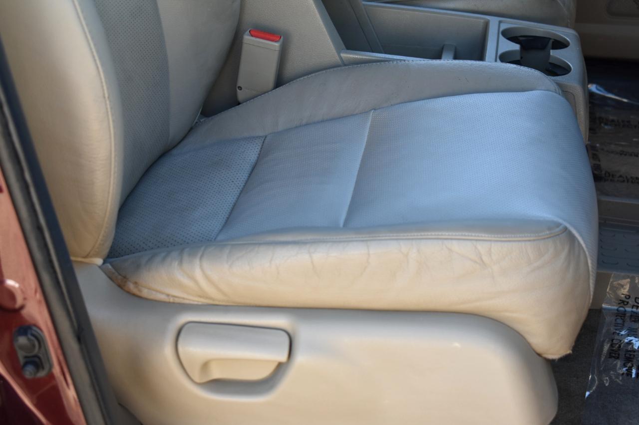 Honda Ridgeline RTL w/ Leather and Navigation 2012