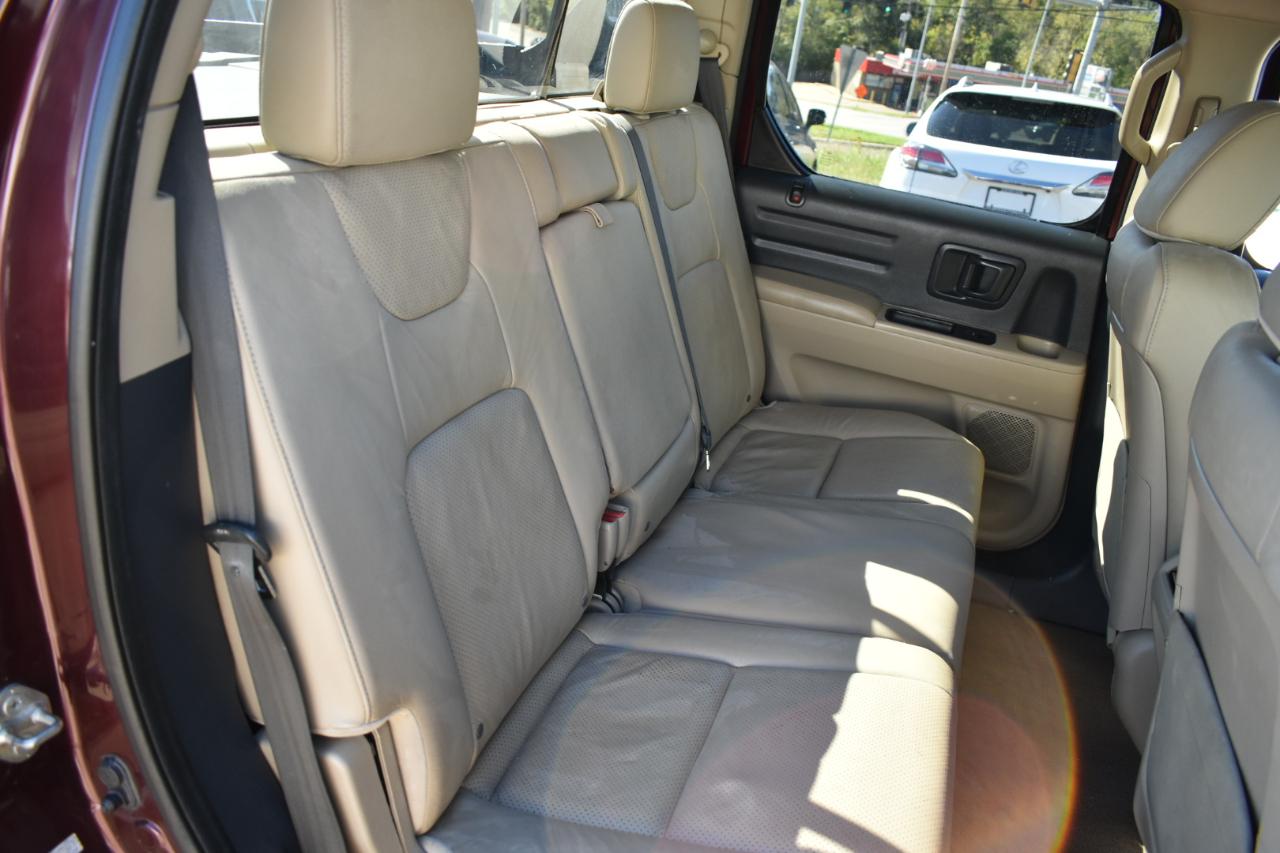 Honda Ridgeline RTL w/ Leather and Navigation 2012