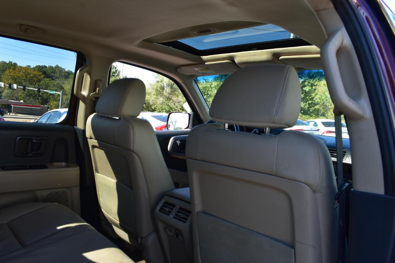 Honda Ridgeline RTL w/ Leather and Navigation 2012