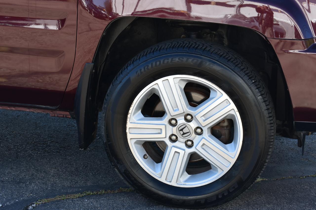 Honda Ridgeline RTL w/ Leather and Navigation 2012