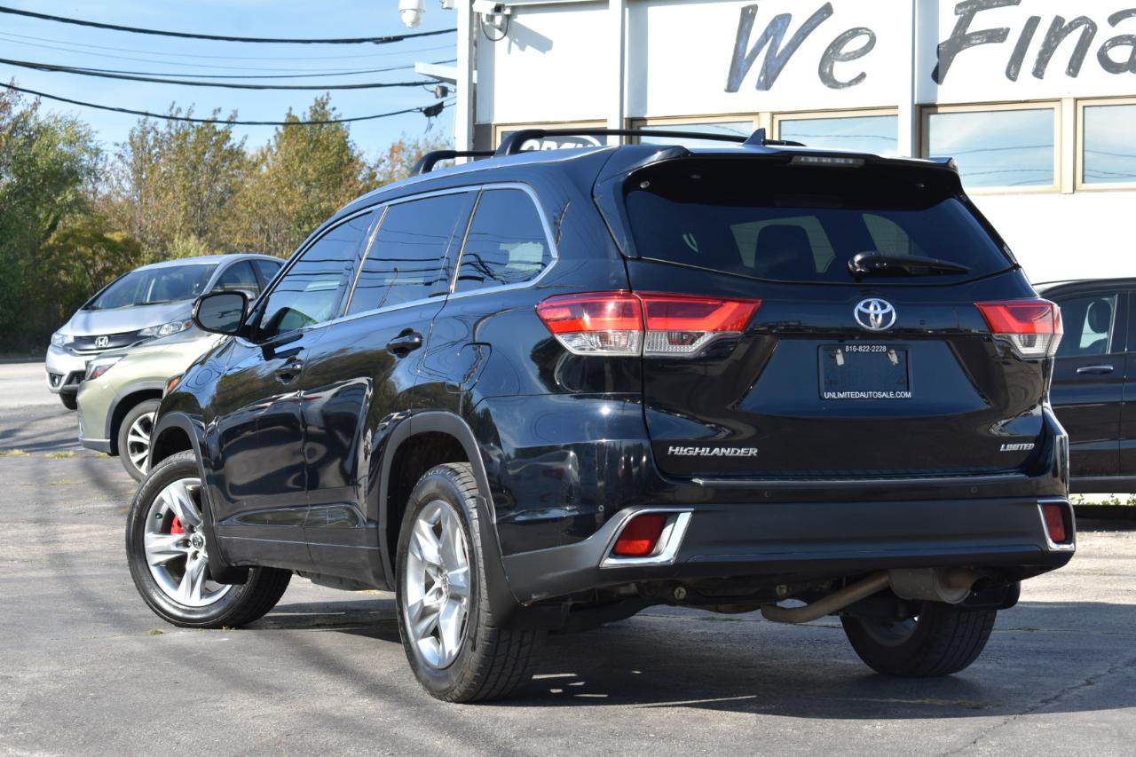 Toyota Highlander Limited FWD V6 2018