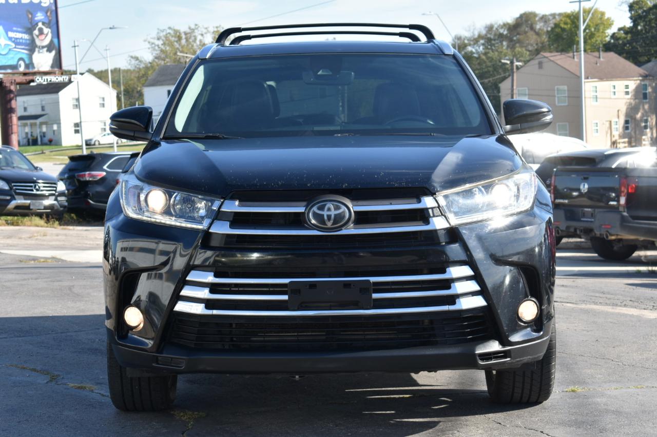 Toyota Highlander Limited FWD V6 2018