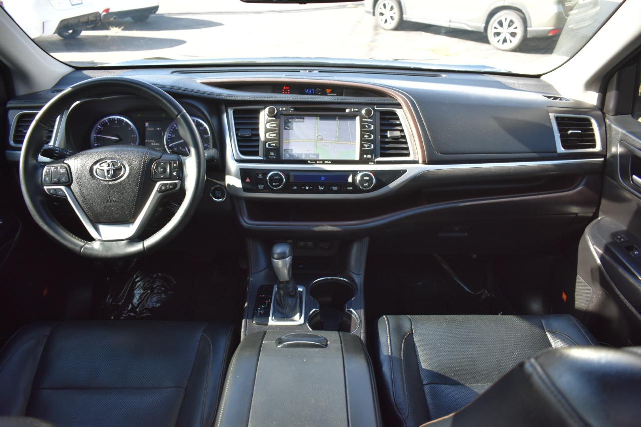 Toyota Highlander Limited FWD V6 2018