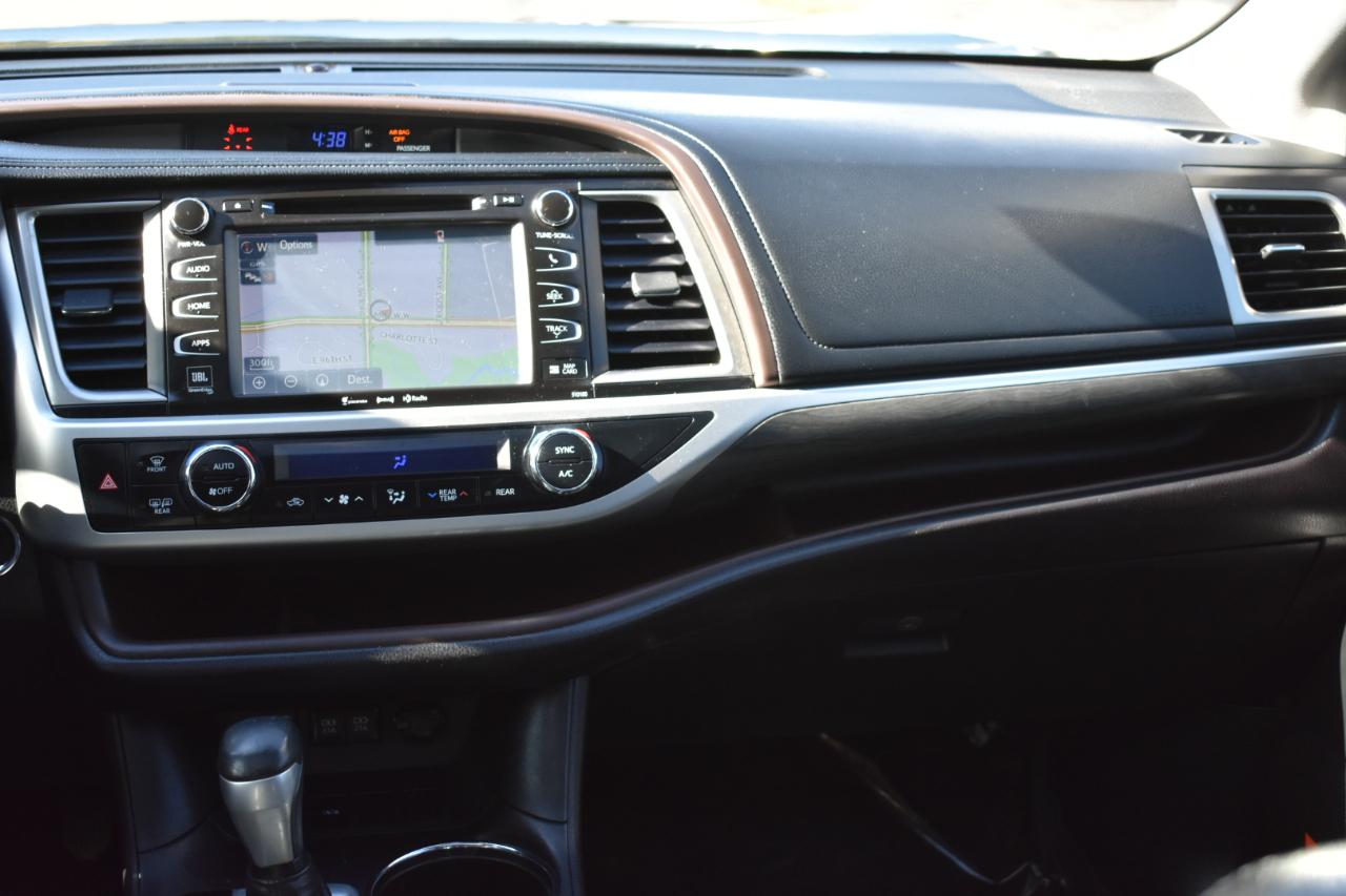 Toyota Highlander Limited FWD V6 2018