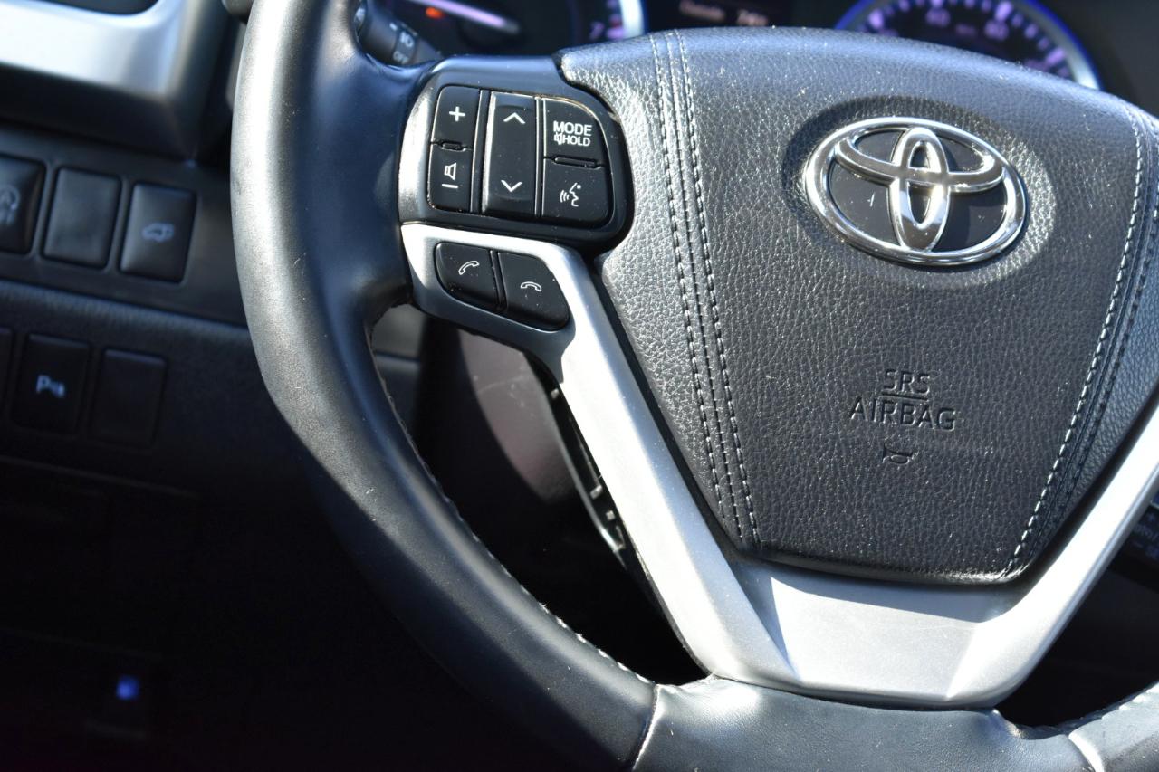 Toyota Highlander Limited FWD V6 2018