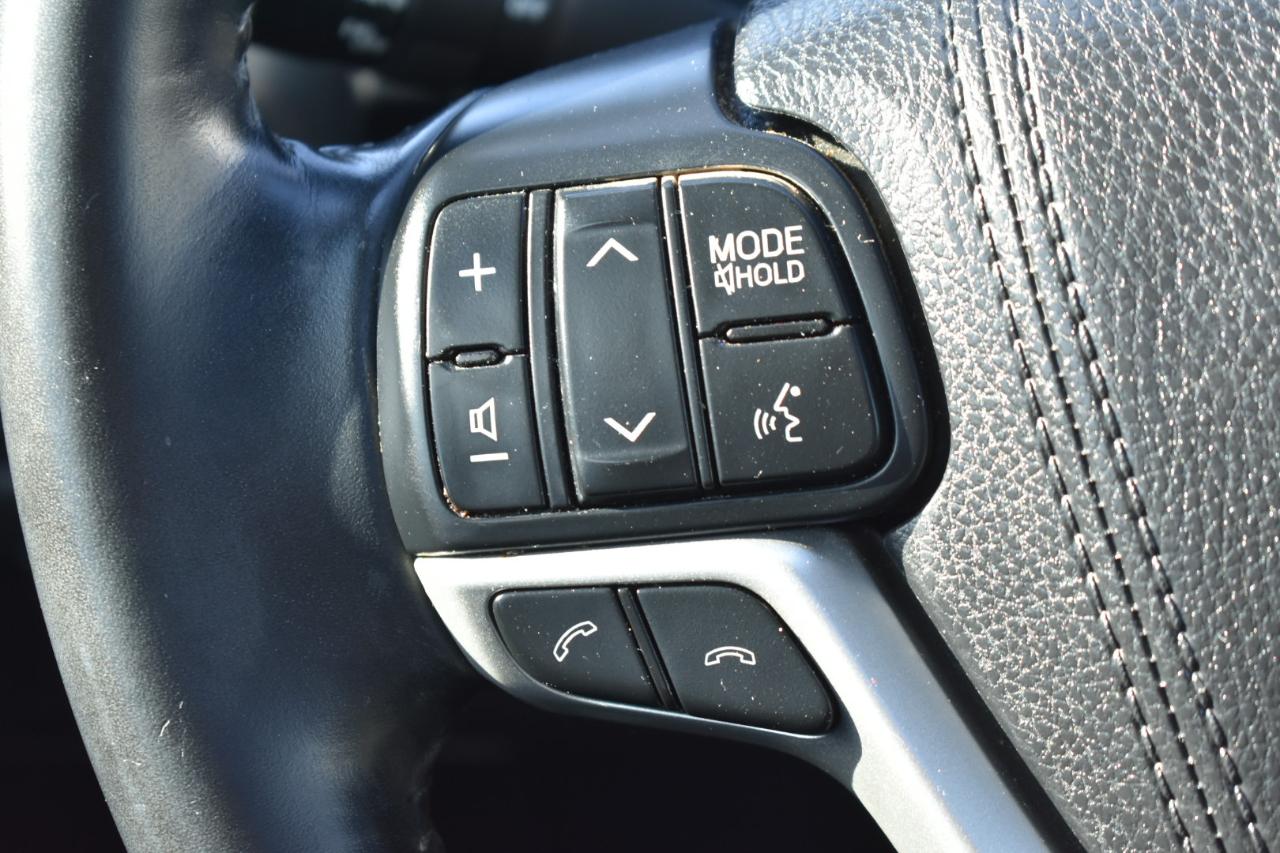 Toyota Highlander Limited FWD V6 2018