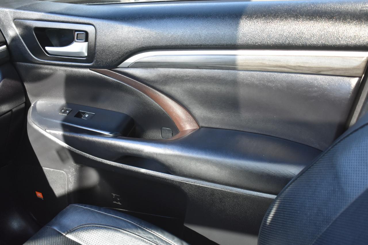 Toyota Highlander Limited FWD V6 2018