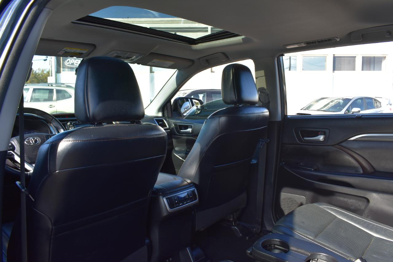 Toyota Highlander Limited FWD V6 2018