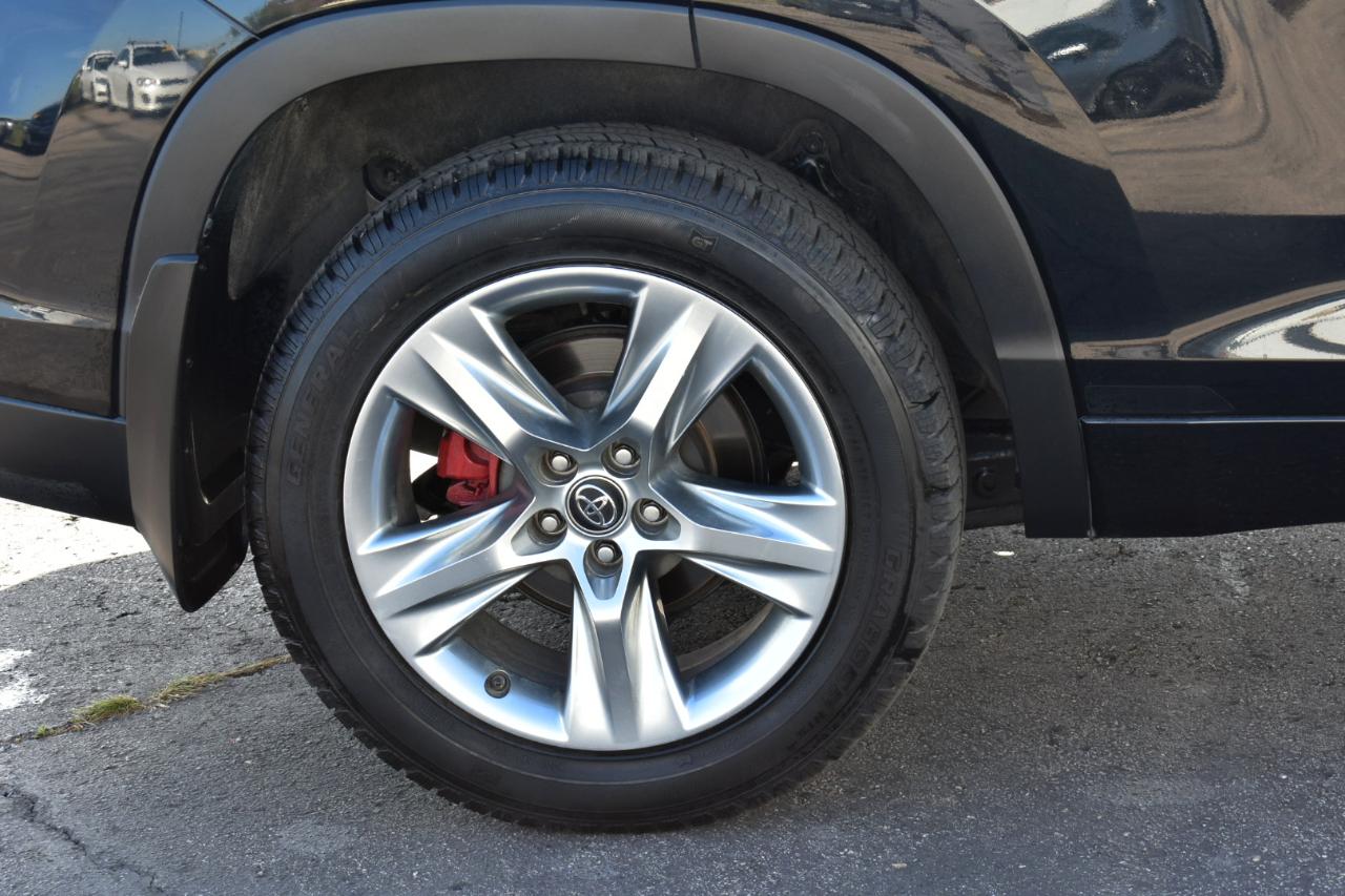 Toyota Highlander Limited FWD V6 2018