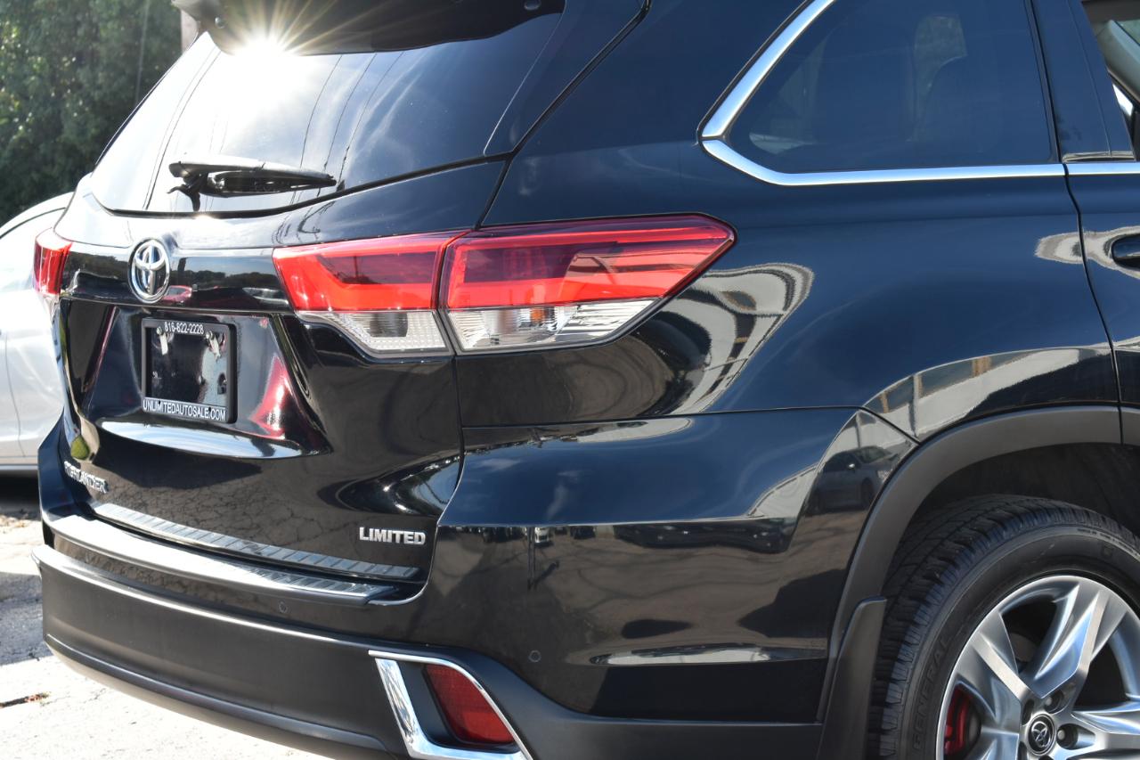 Toyota Highlander Limited FWD V6 2018