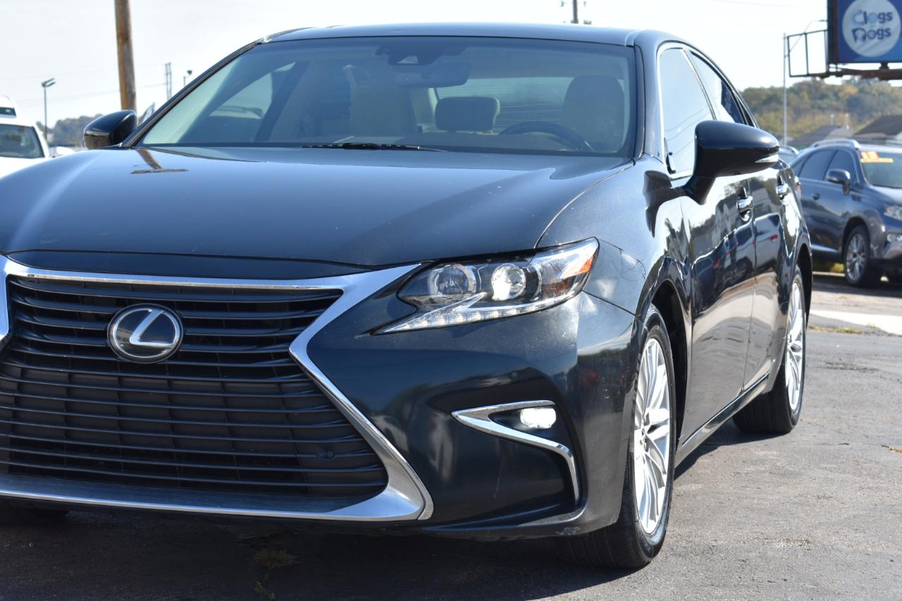 Lexus ES 350 Sedan 2016