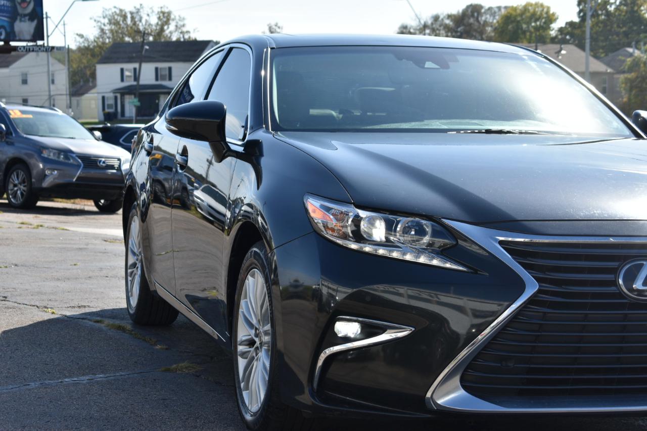 Lexus ES 350 Sedan 2016