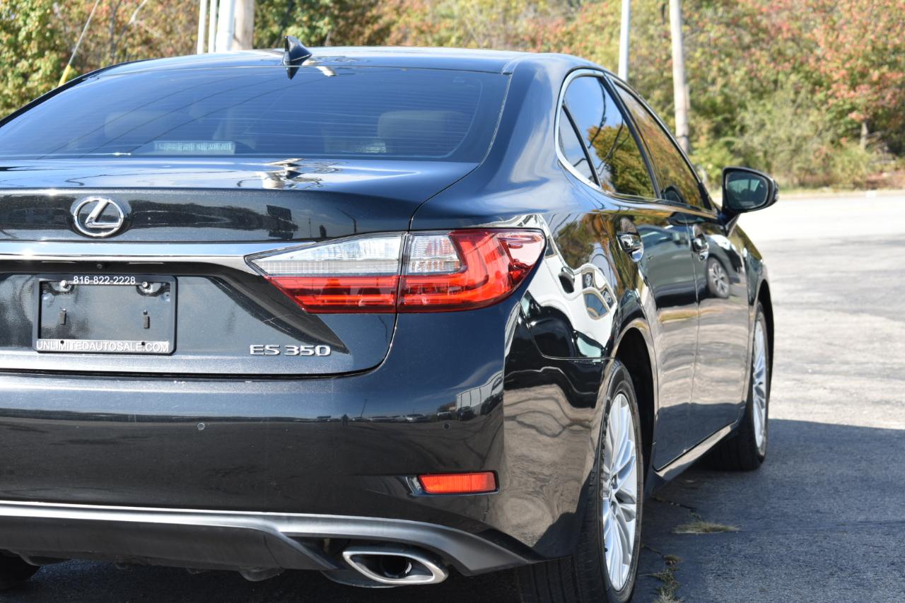 Lexus ES 350 Sedan 2016