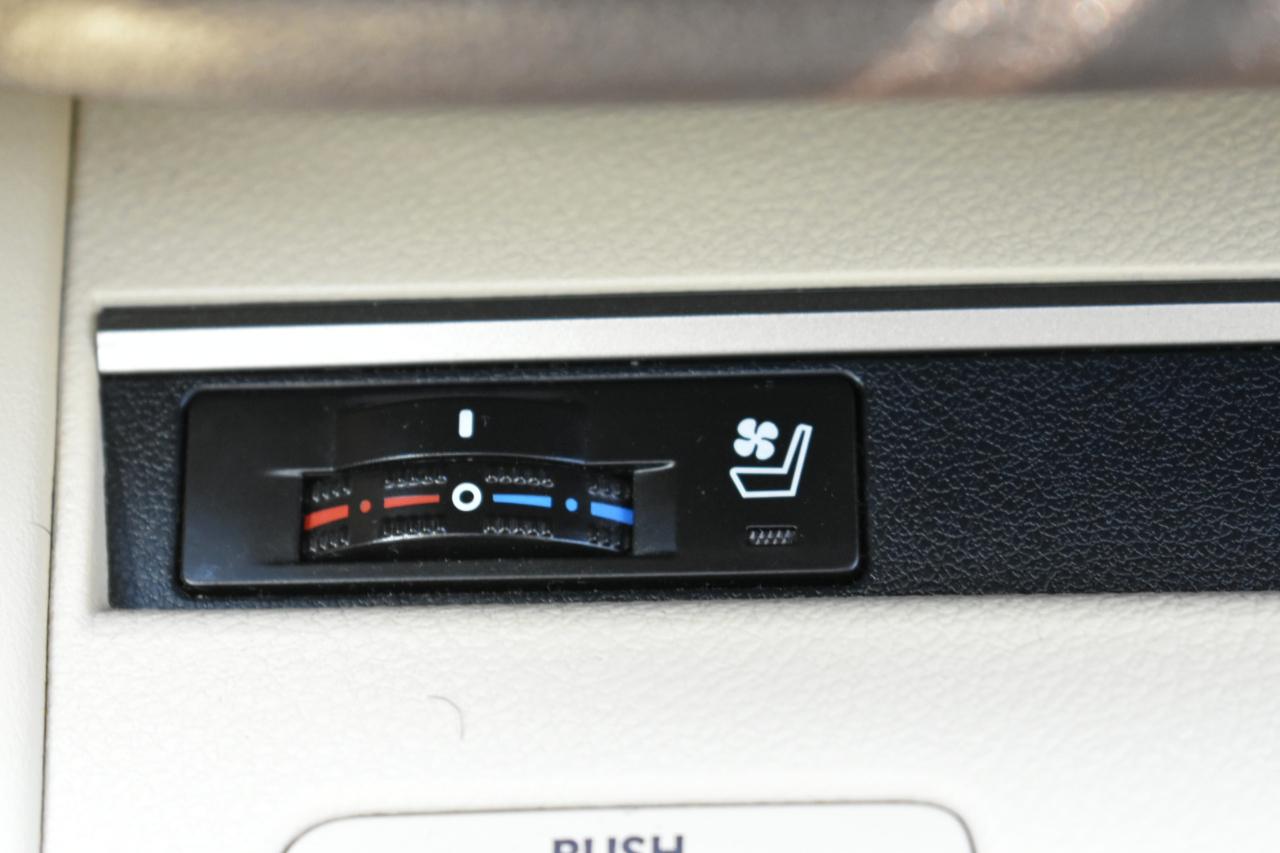 Lexus ES 350 Sedan 2016