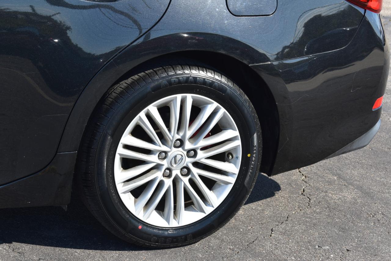 Lexus ES 350 Sedan 2016