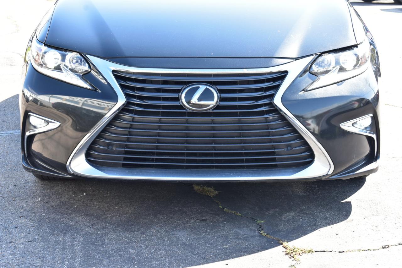 Lexus ES 350 Sedan 2016