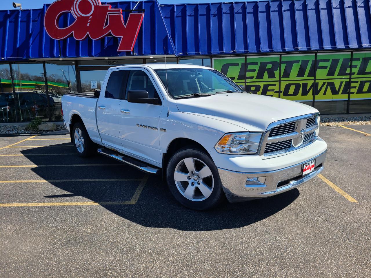 RAM 1500 2WD Quad Cab 140.5" Big Horn 2011