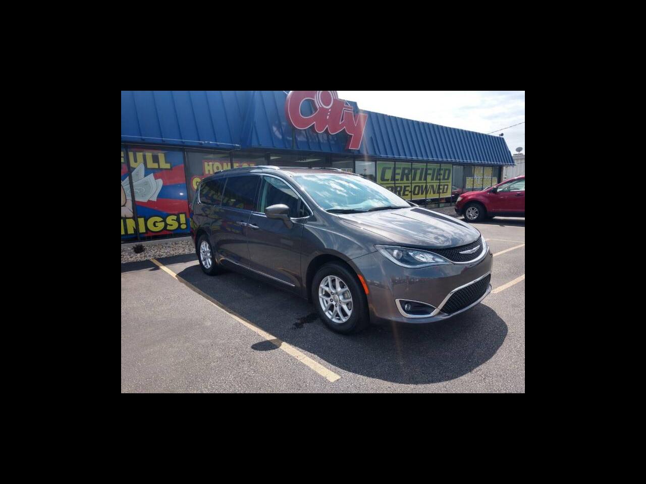 Chrysler Pacifica Touring L FWD 2020