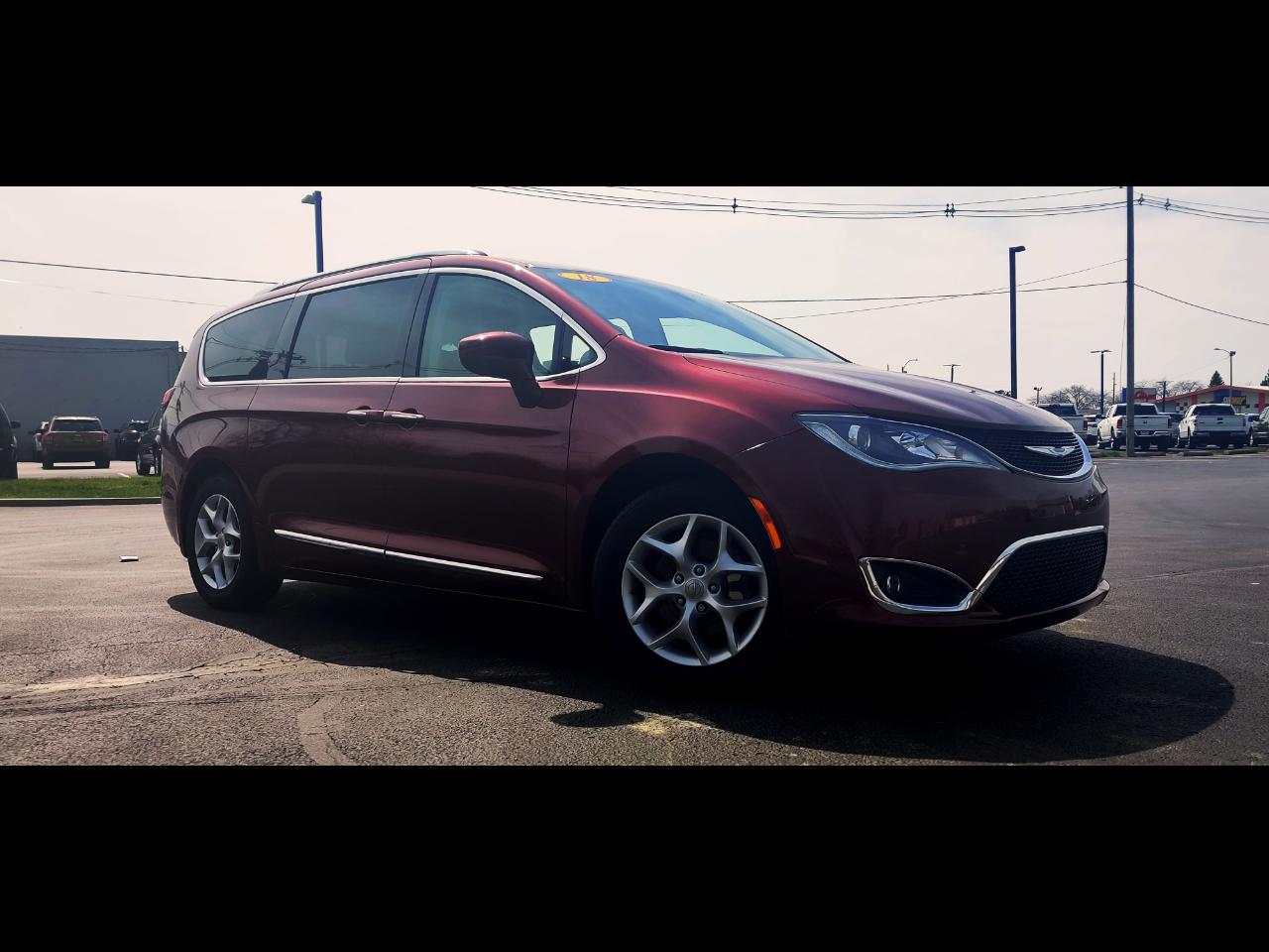 Chrysler Pacifica Touring L Plus FWD 2018