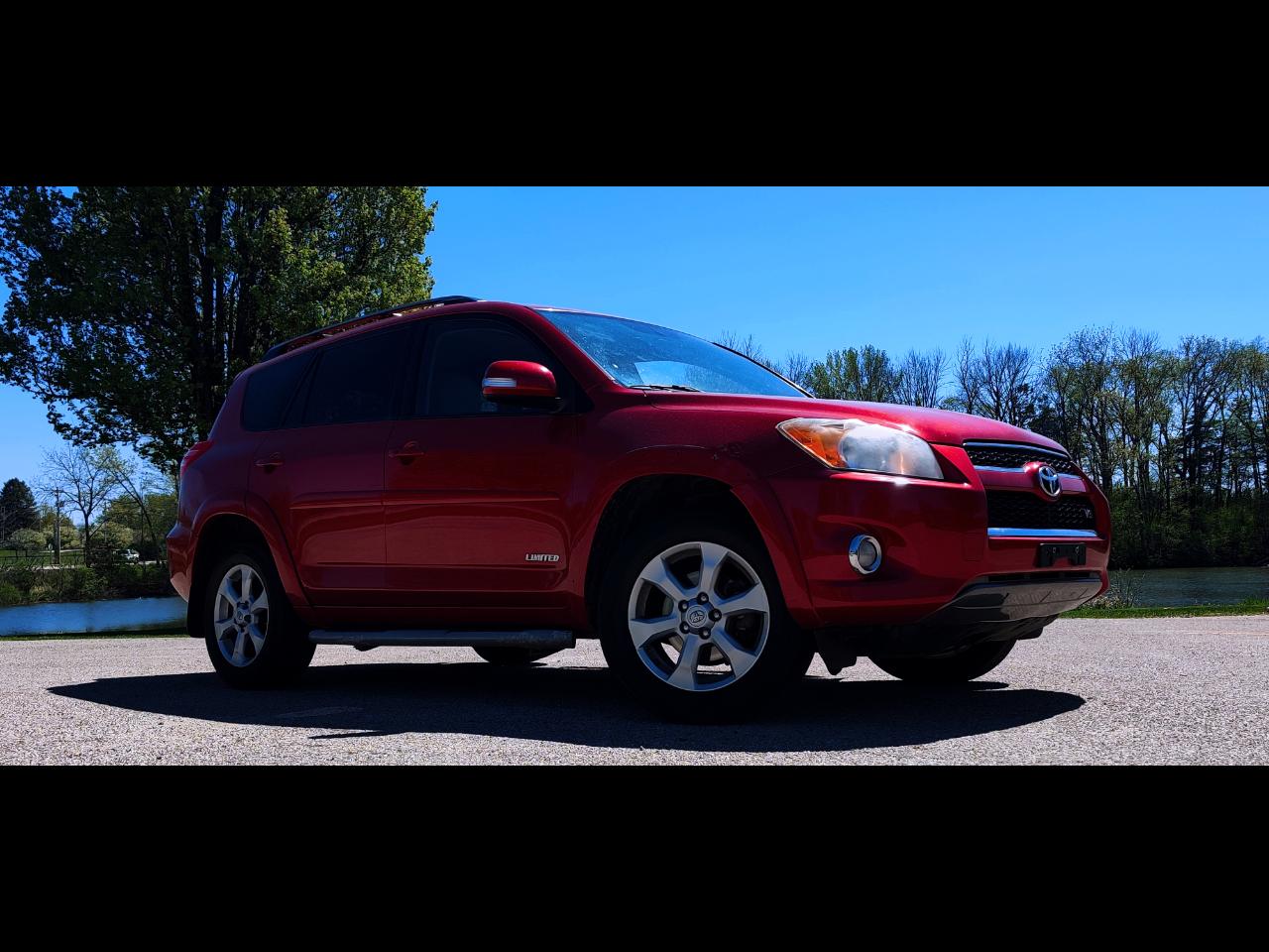 Toyota RAV4  2010
