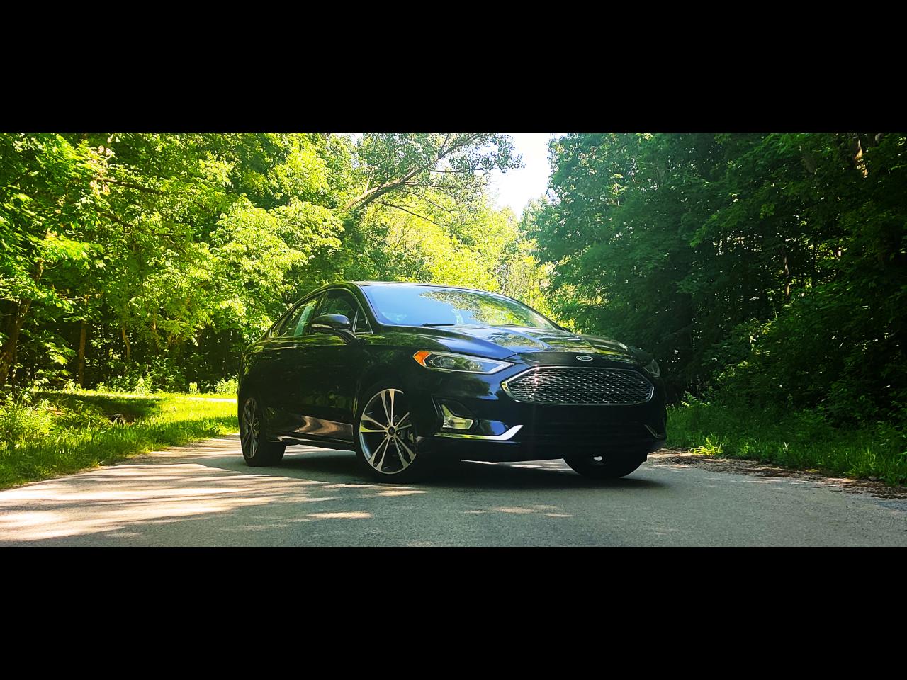 Ford Fusion Titanium AWD 2020