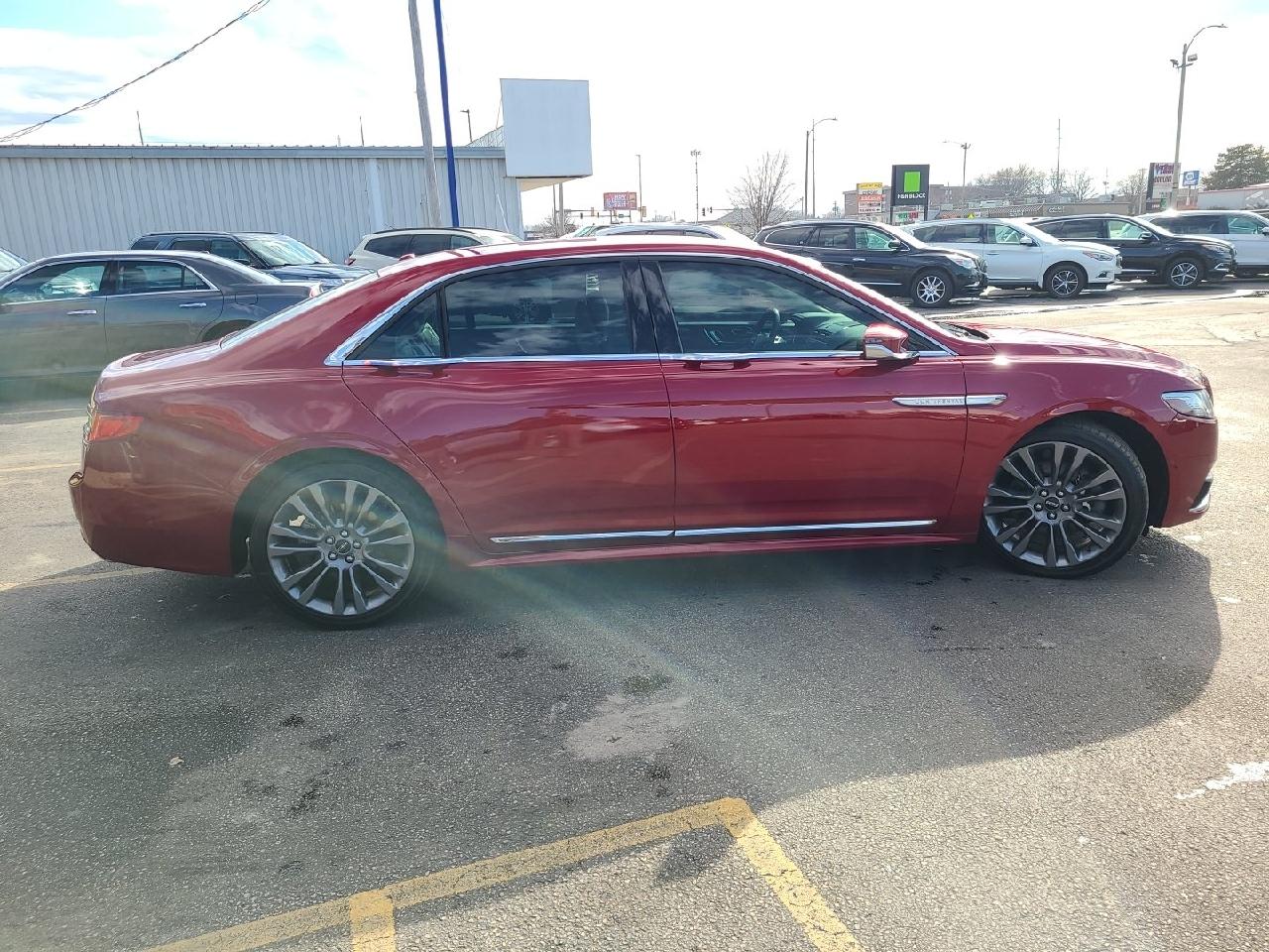 Lincoln Continental Reserve AWD 2017