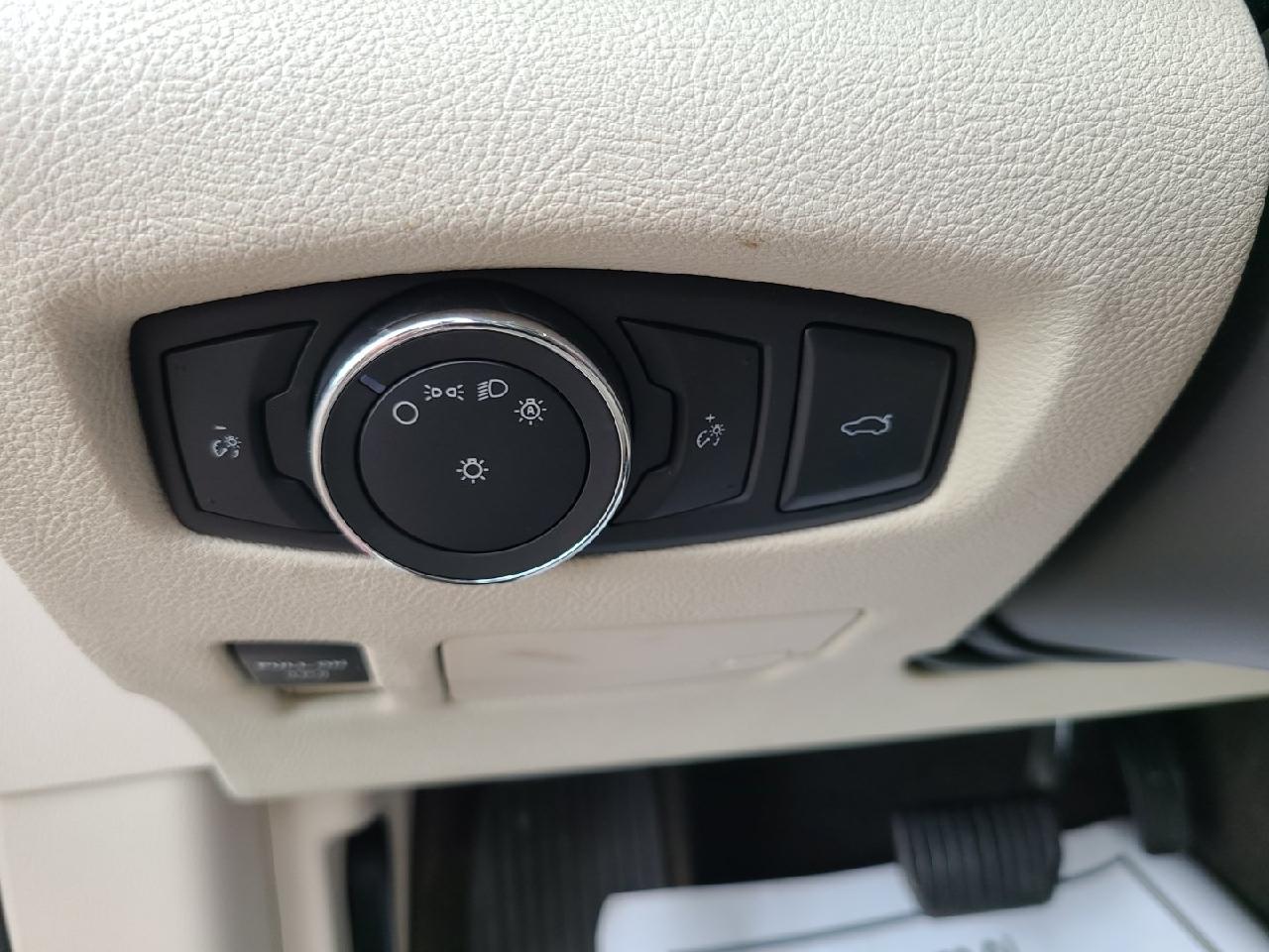 Lincoln Continental Reserve AWD 2017