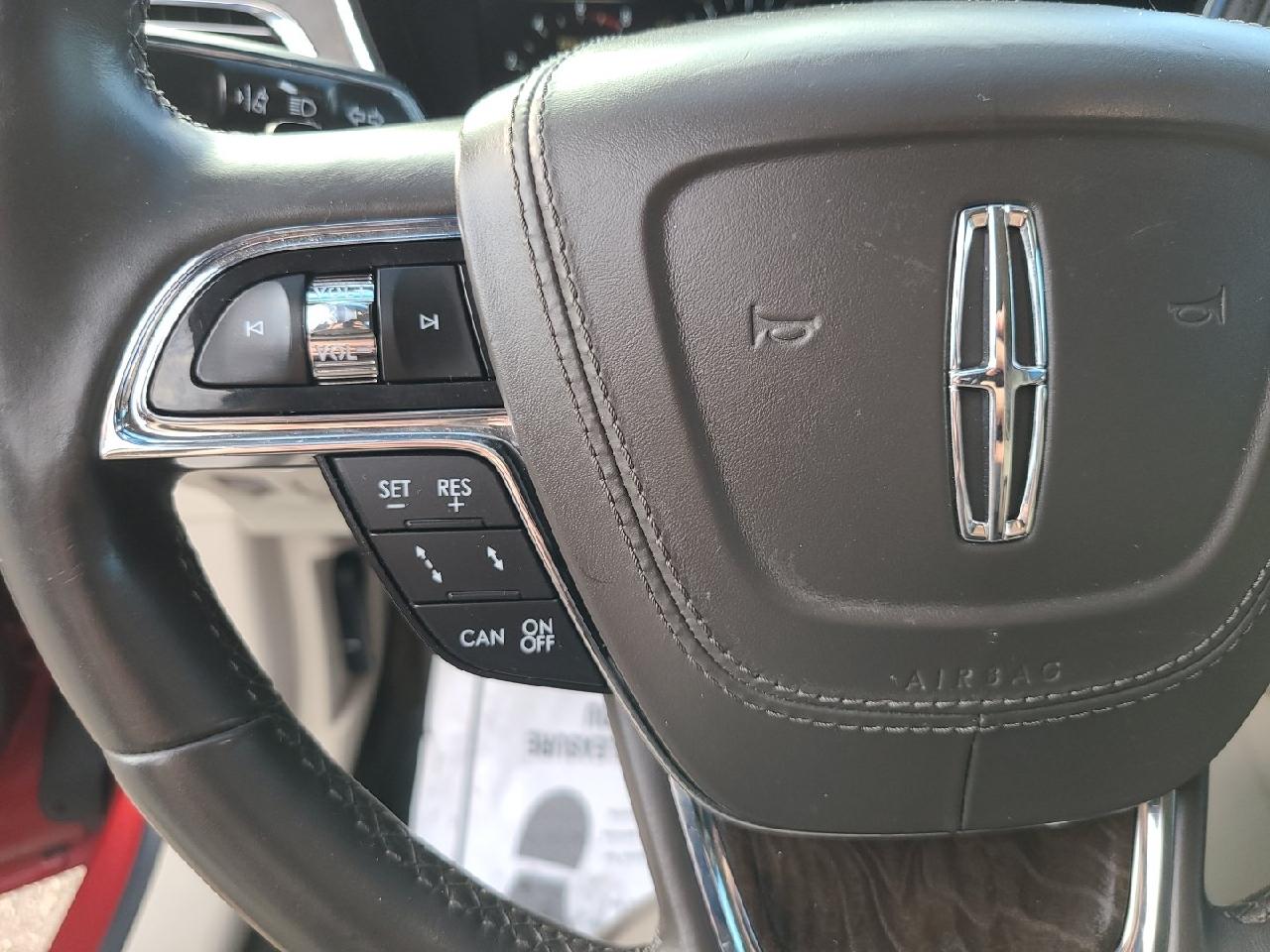 Lincoln Continental Reserve AWD 2017