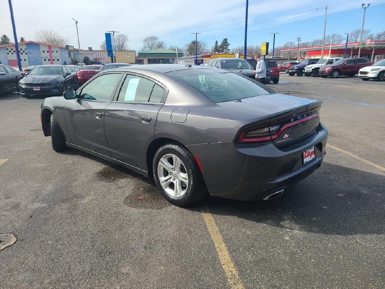 Dodge Charger SXT RWD 2019