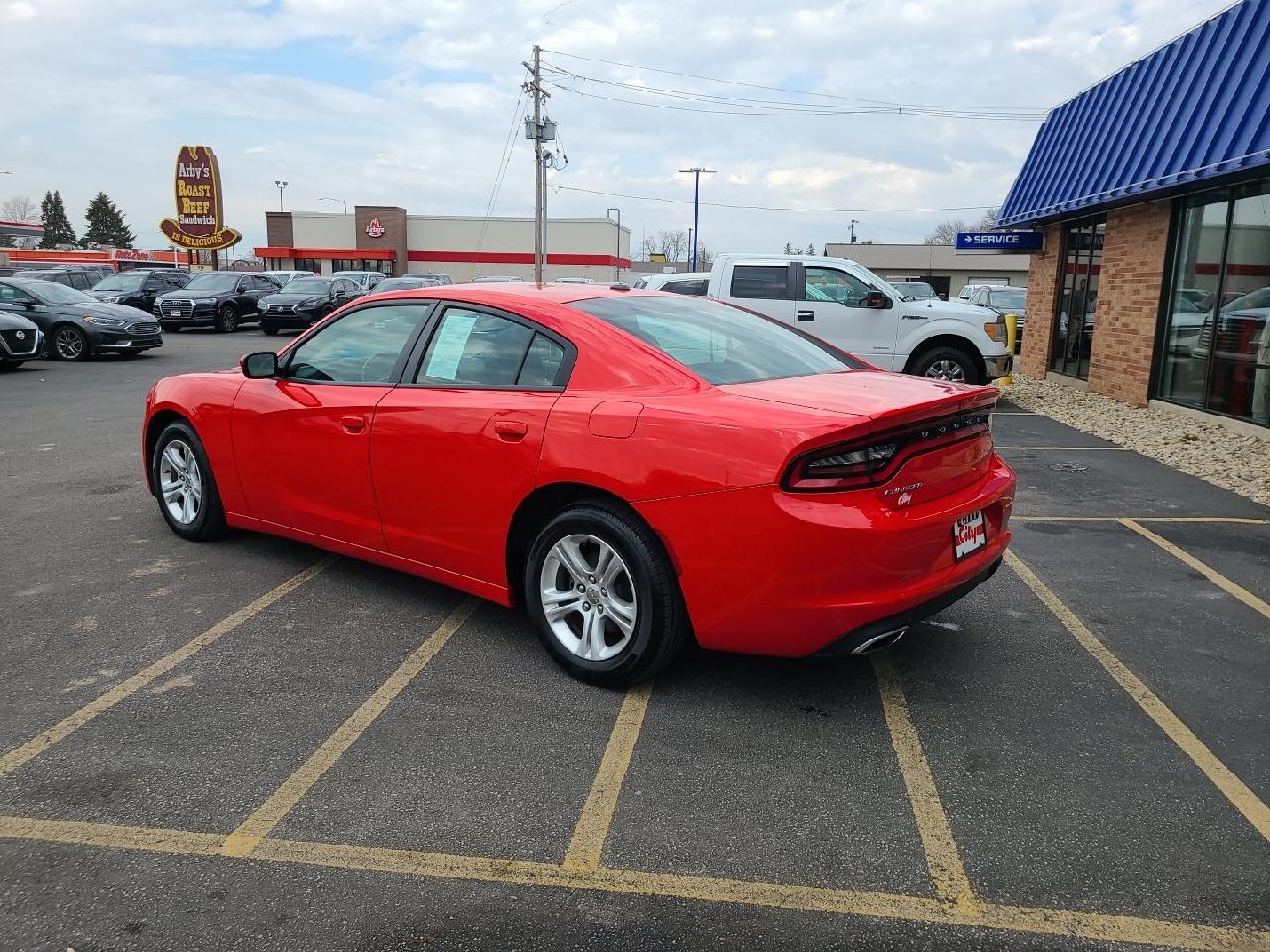 Dodge Charger SXT RWD 2019