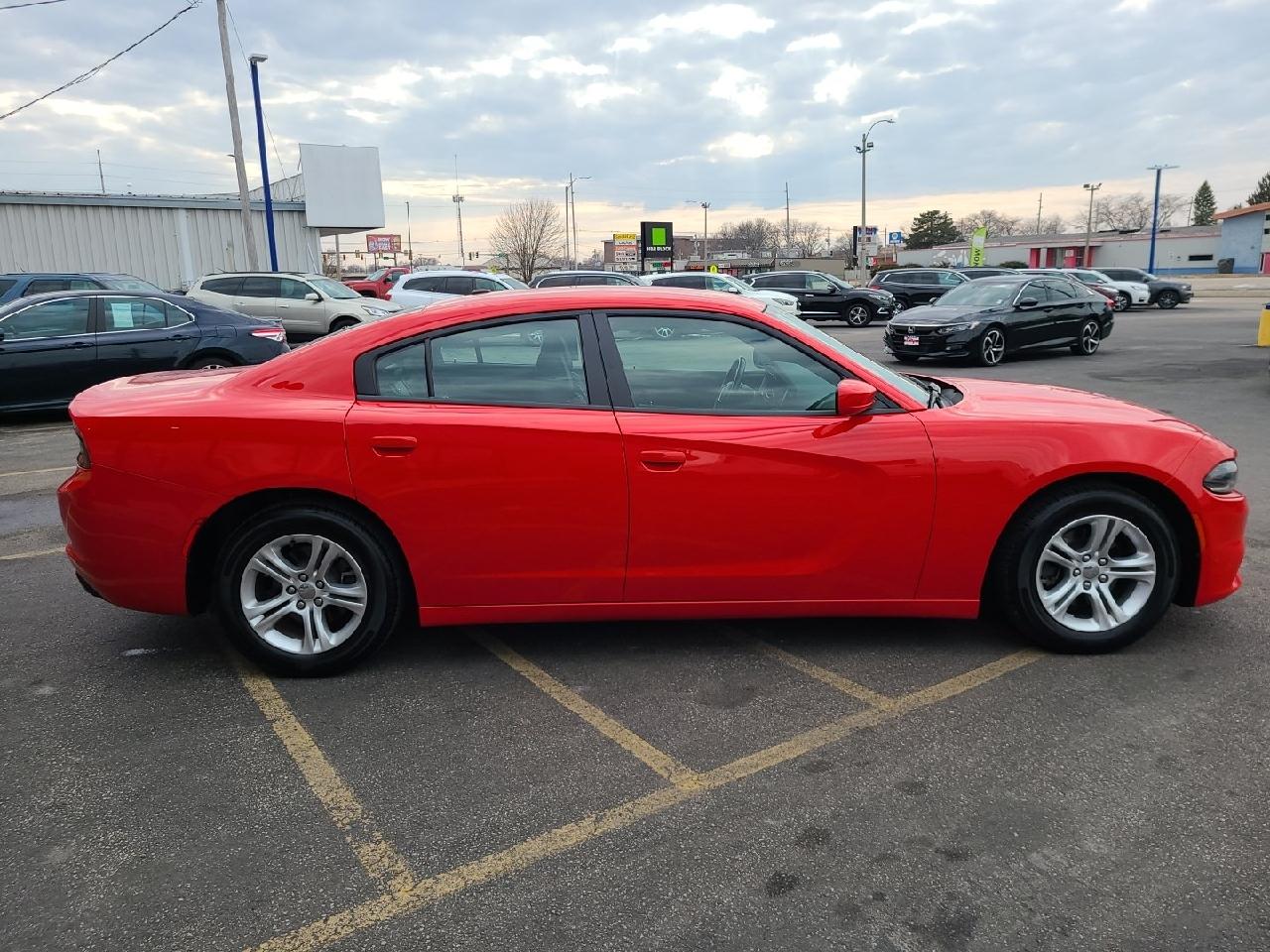 Dodge Charger SXT RWD 2019