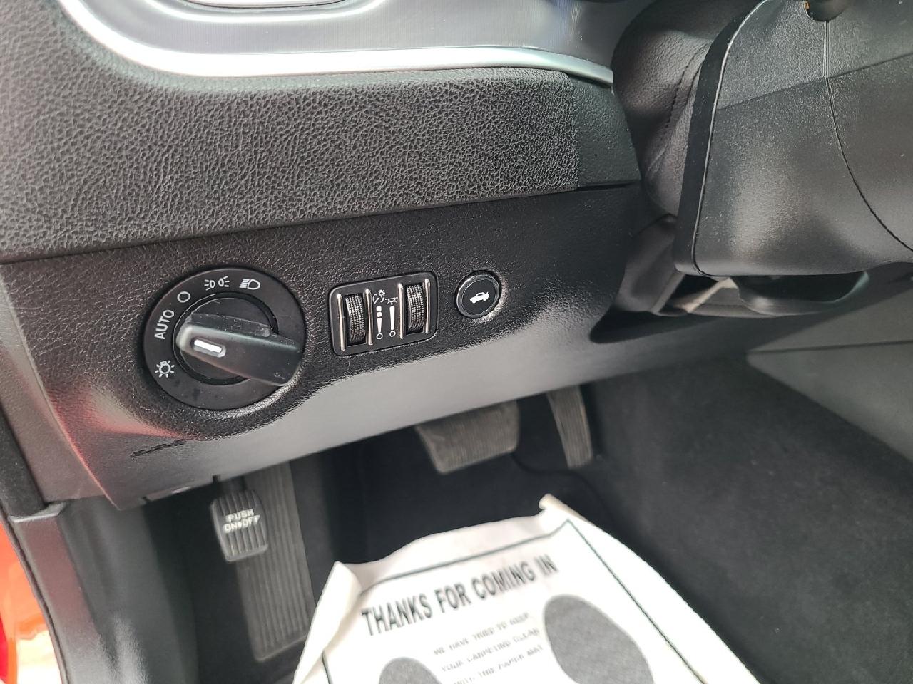 Dodge Charger SXT RWD 2019