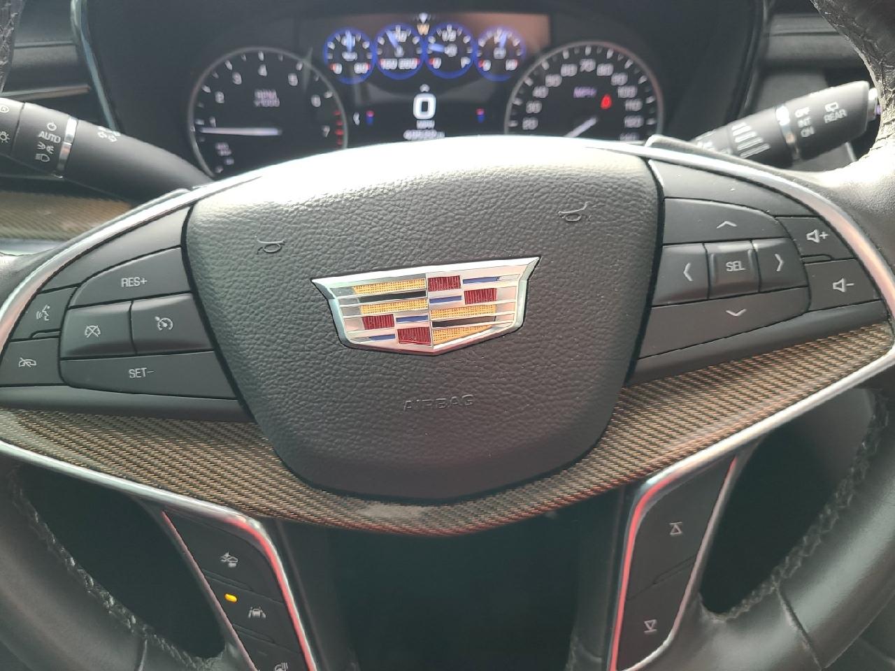 Cadillac XT5 AWD 4dr Platinum 2017