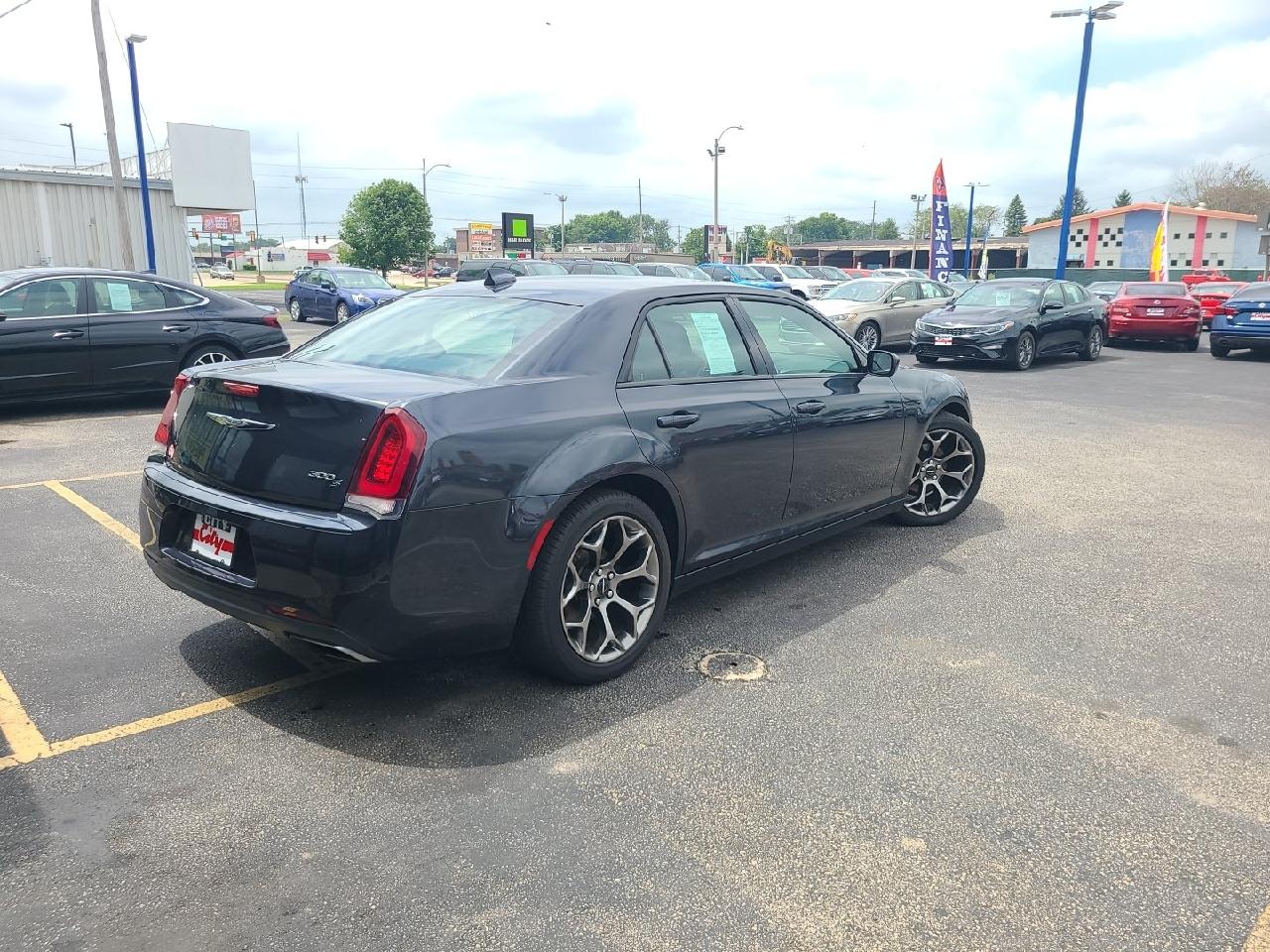 Chrysler 300  2017