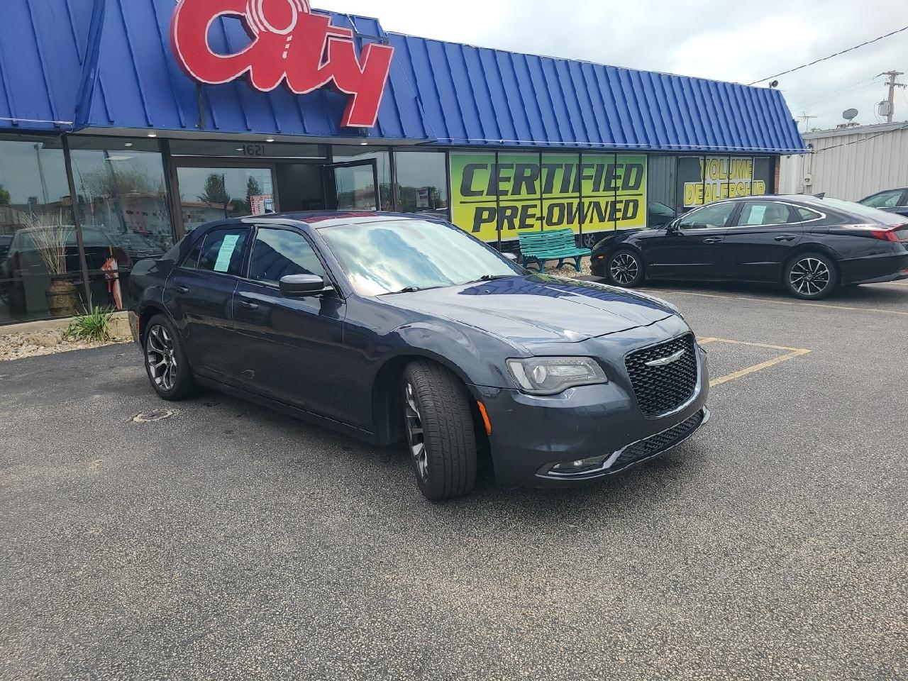 Chrysler 300  2017