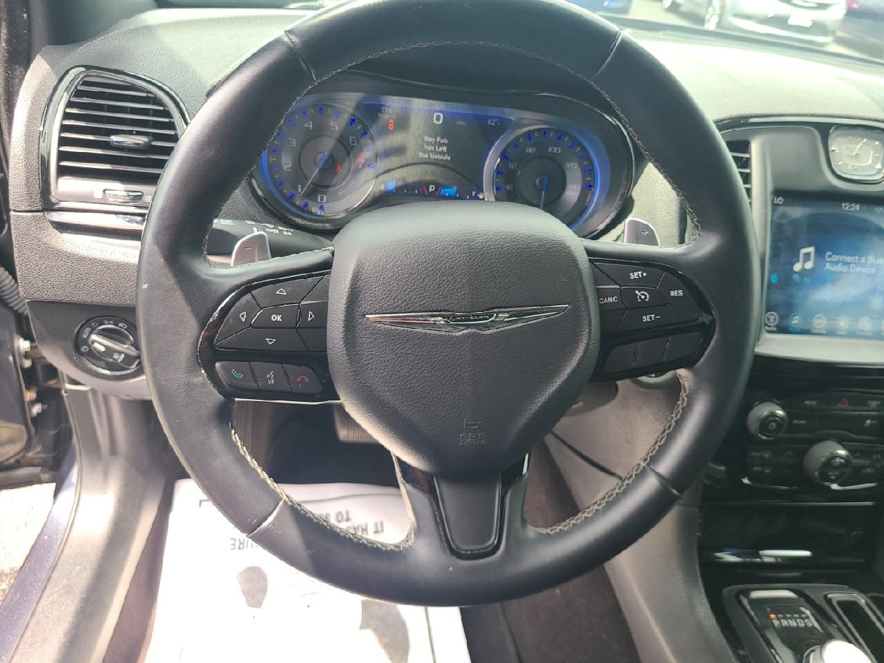 Chrysler 300  2017