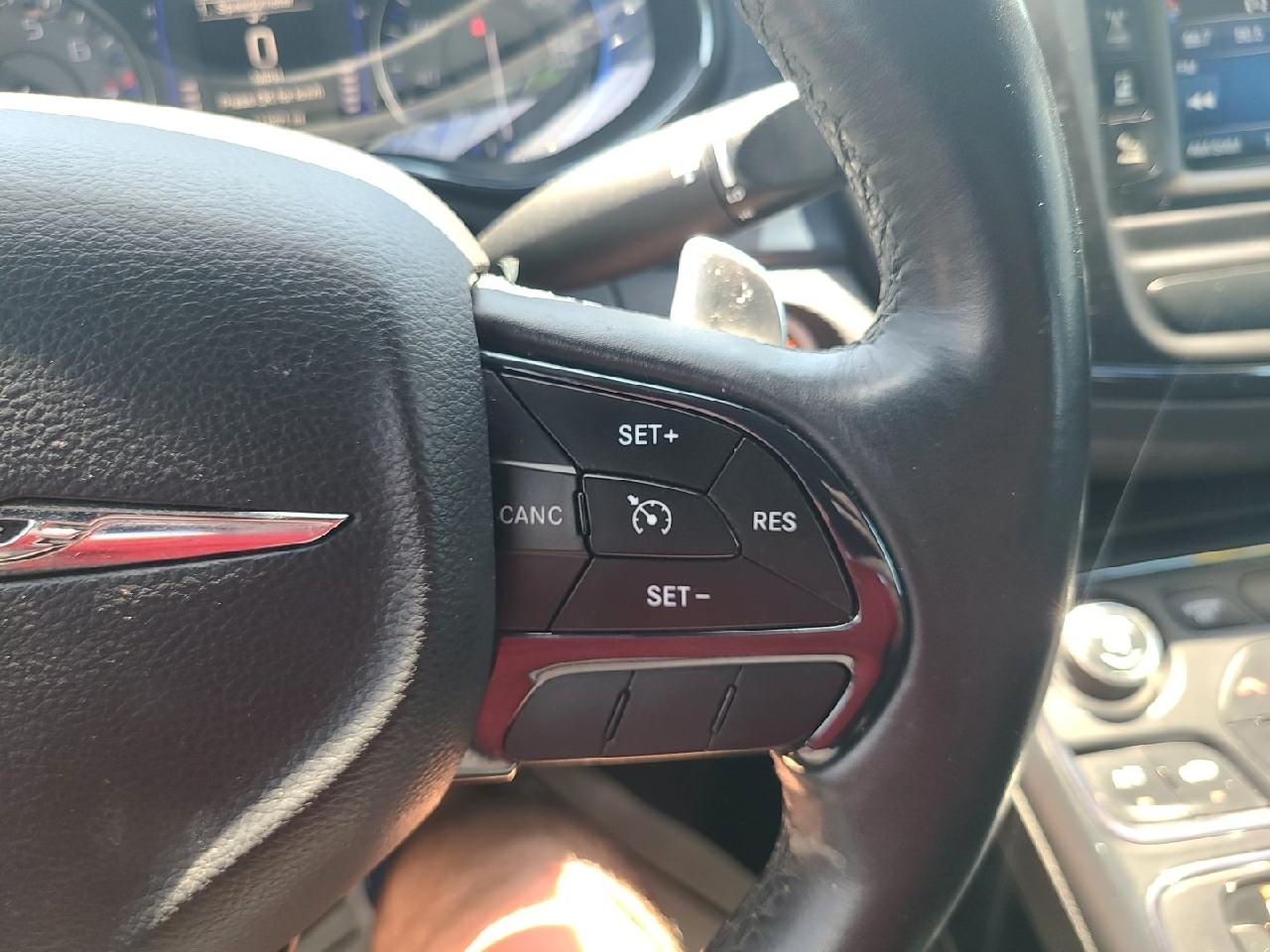 Chrysler 200 4dr Sdn S FWD 2015