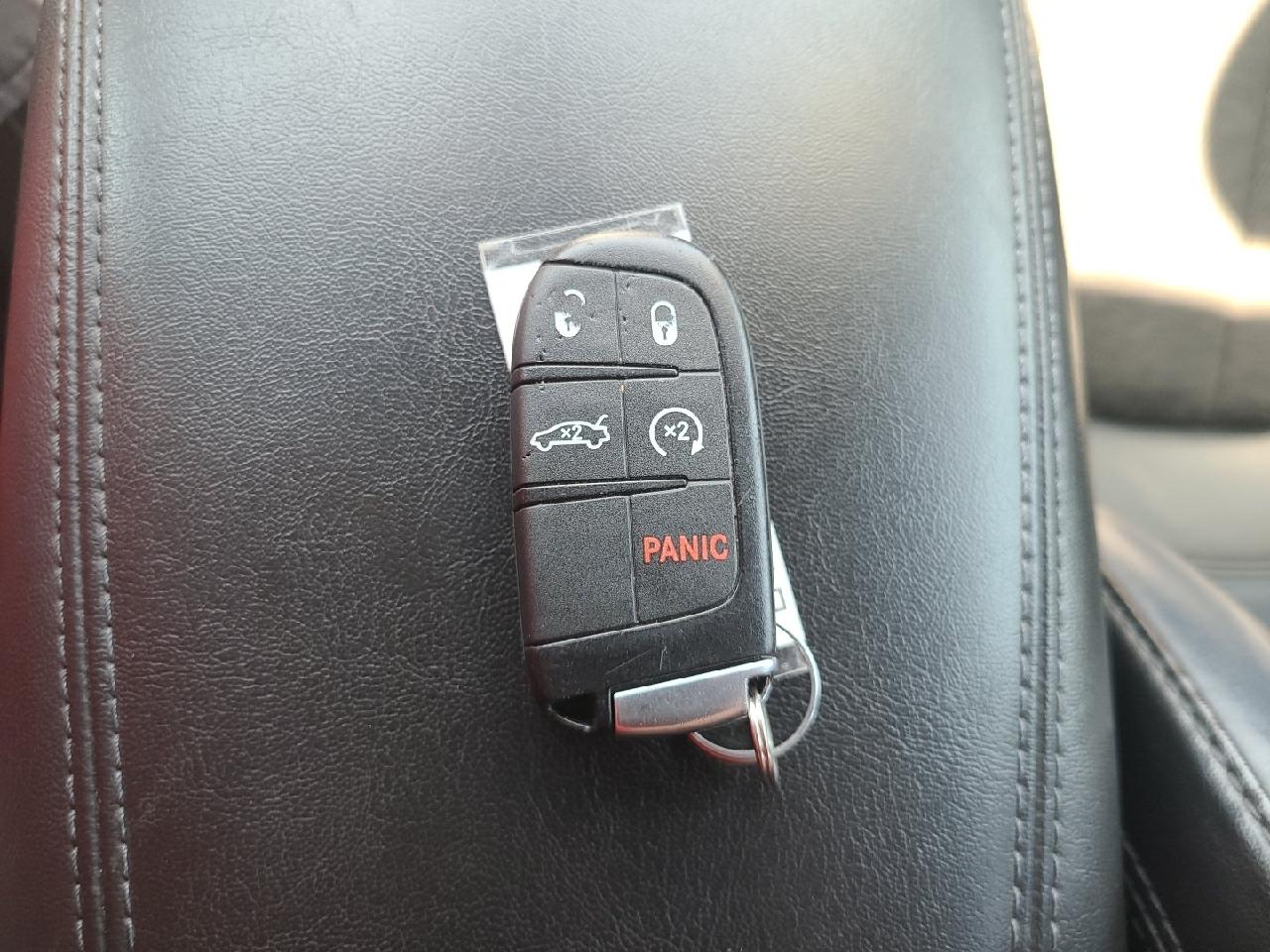 Chrysler 200 4dr Sdn S FWD 2015