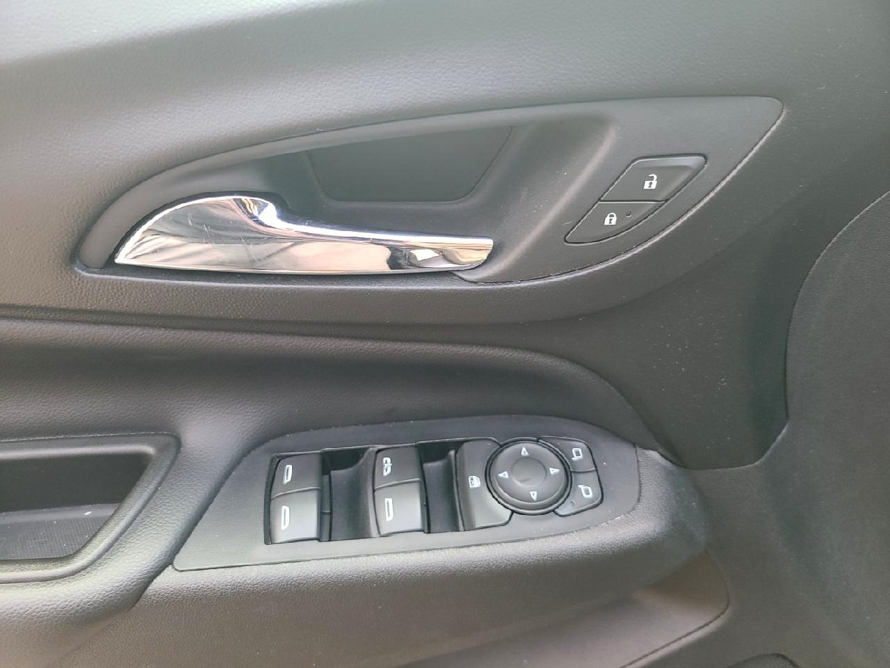 Chevrolet Equinox AWD 4dr LT w/1LT 2019