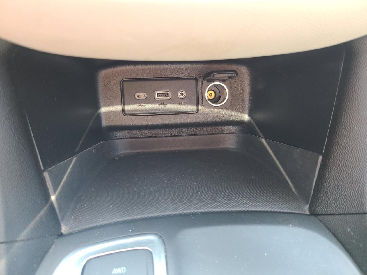 Chevrolet Equinox AWD 4dr LT w/2FL 2019