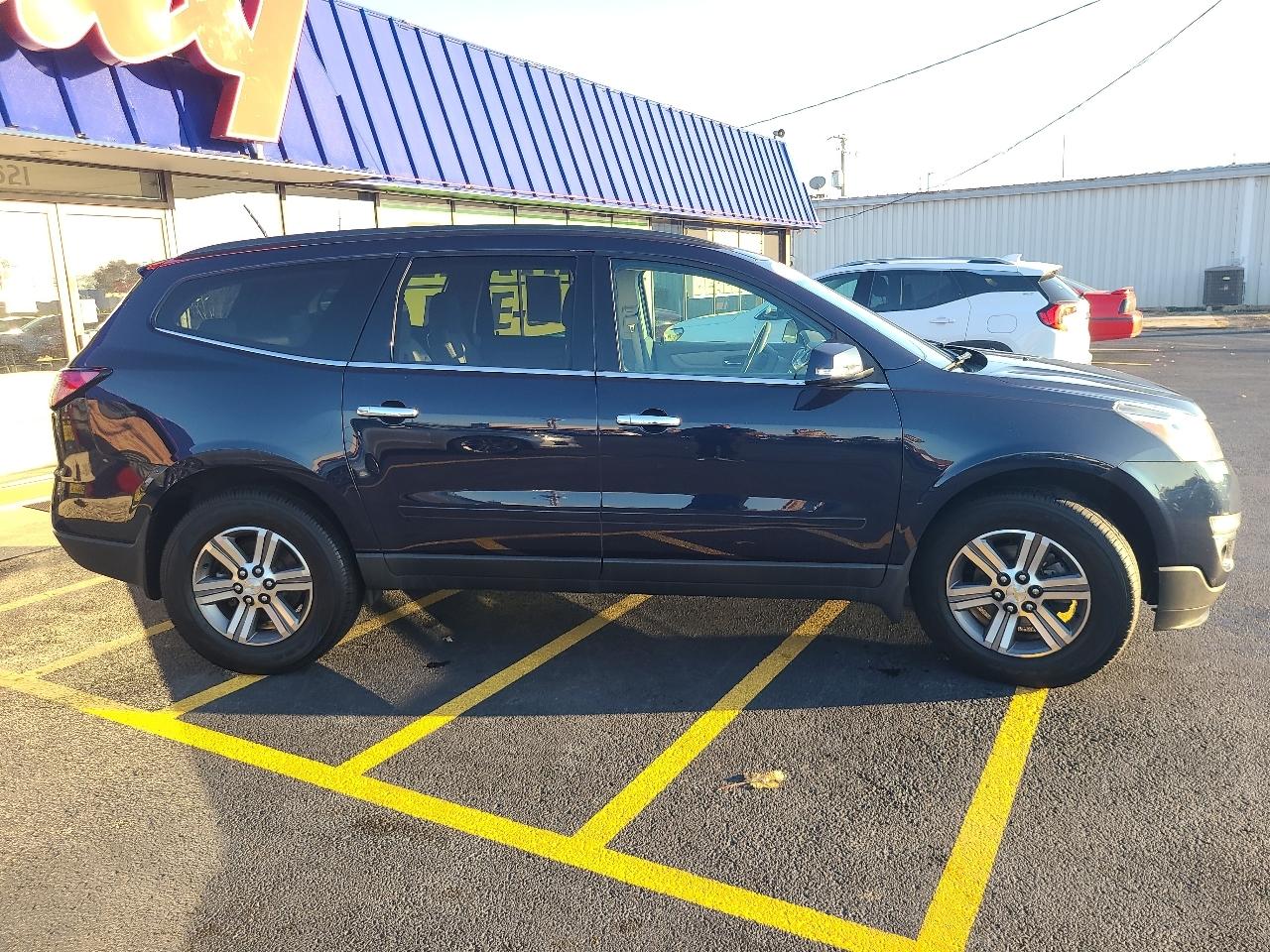 Chevrolet Traverse AWD 4dr LT w/2LT 2017